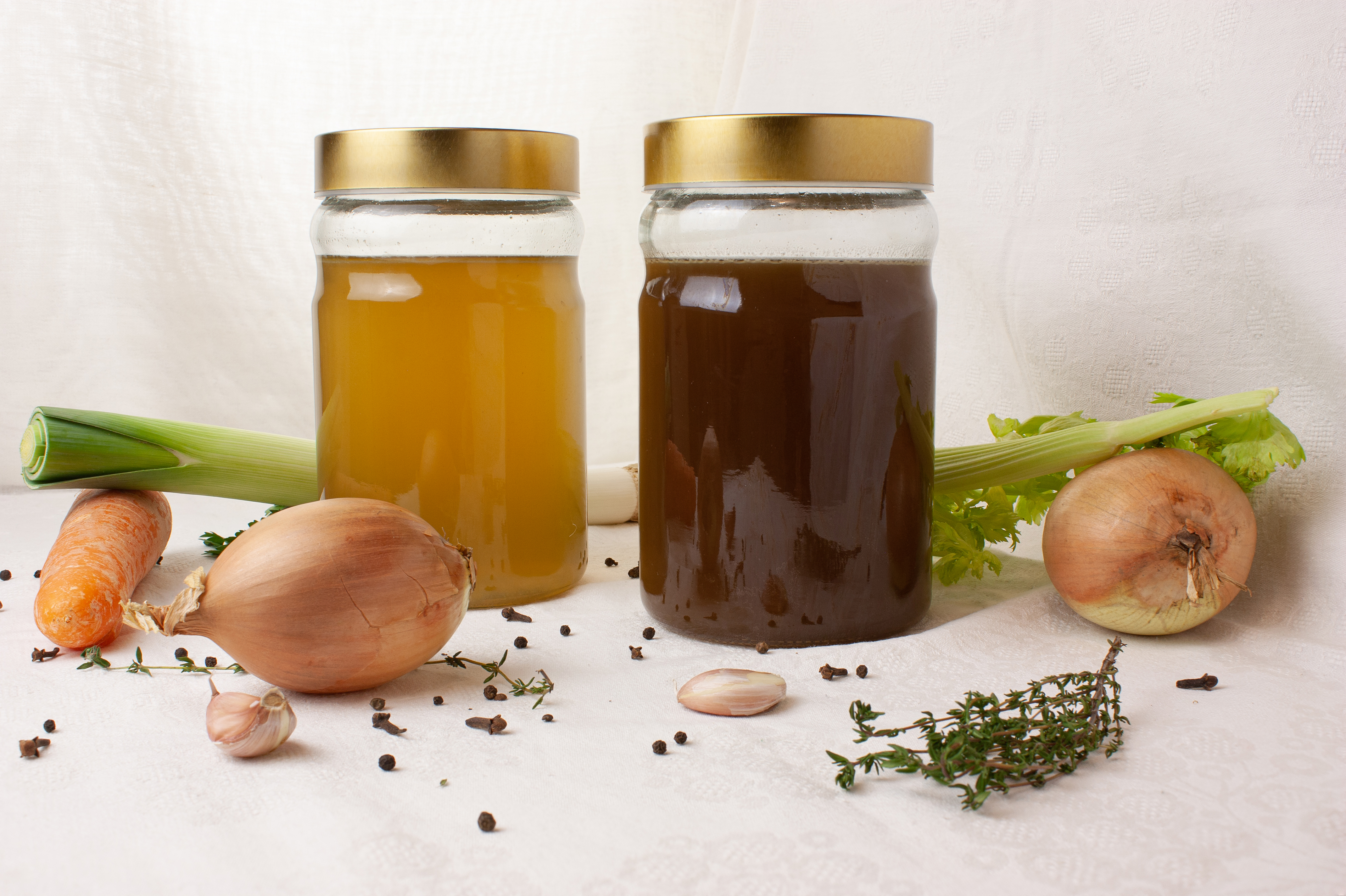 Куриные бульоны.